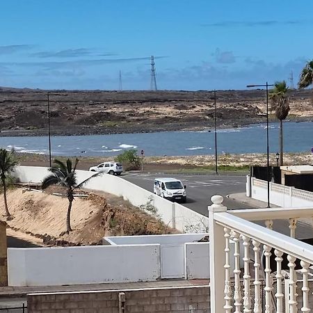 Gilda: Beautiful Spacious Apartment. Seaview From Rooftop Terrace Corralejo Extérieur photo