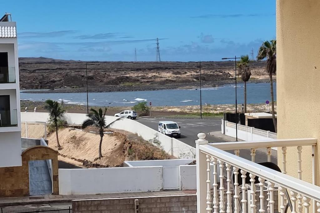 Gilda: Beautiful Spacious Apartment. Seaview From Rooftop Terrace Corralejo Extérieur photo