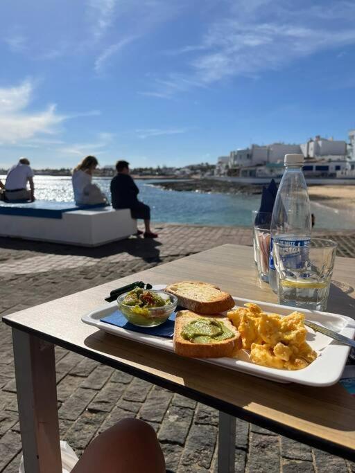 Gilda: Beautiful Spacious Apartment. Seaview From Rooftop Terrace Corralejo Extérieur photo