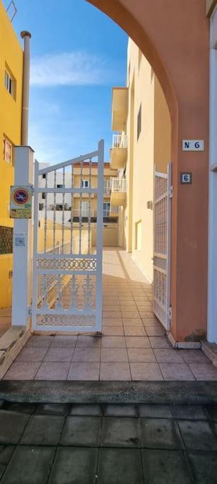 Gilda: Beautiful Spacious Apartment. Seaview From Rooftop Terrace Corralejo Extérieur photo