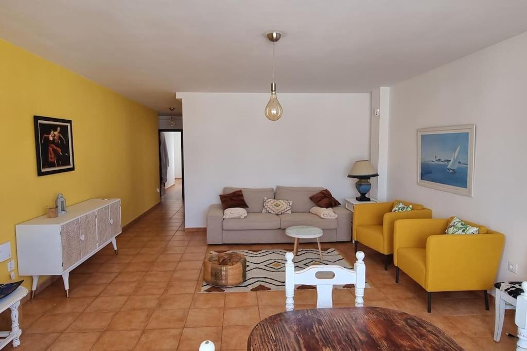 Gilda: Beautiful Spacious Apartment. Seaview From Rooftop Terrace Corralejo Extérieur photo