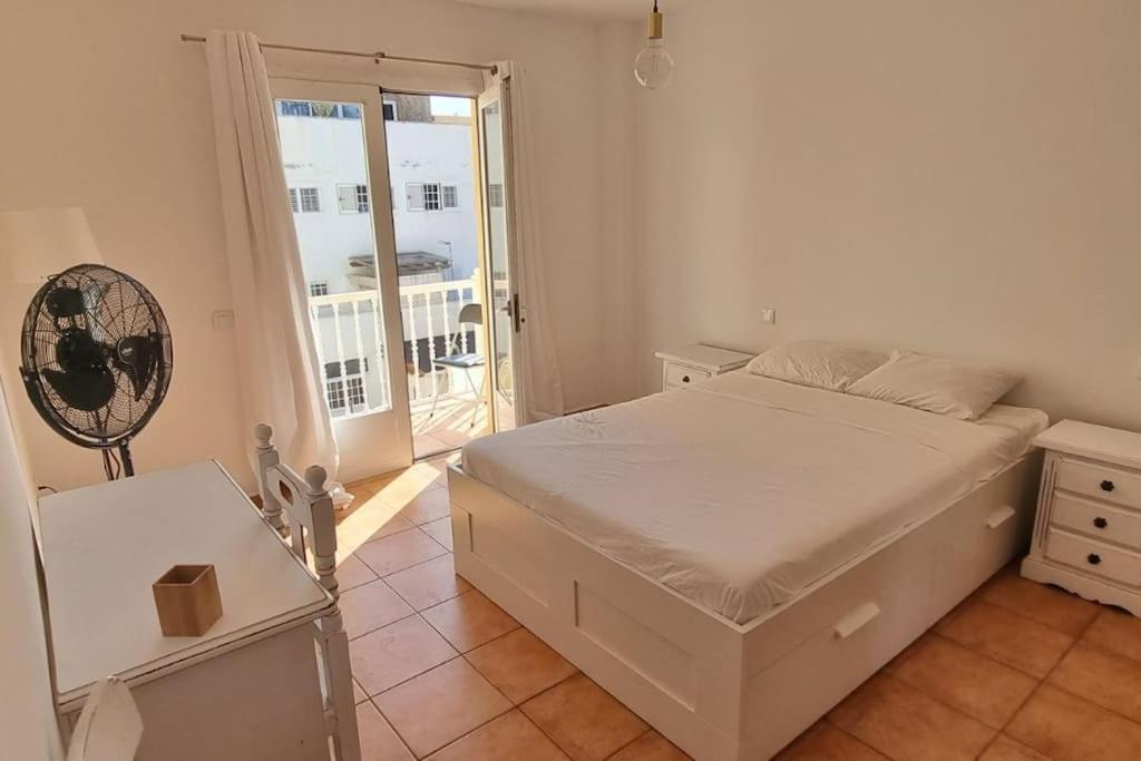 Gilda: Beautiful Spacious Apartment. Seaview From Rooftop Terrace Corralejo Extérieur photo